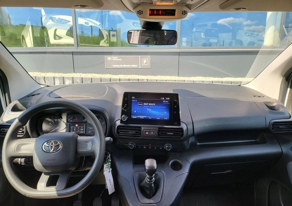 Toyota Proace City Verso cena 86900 przebieg: 141978, rok produkcji 2020 z Ząbki małe 596